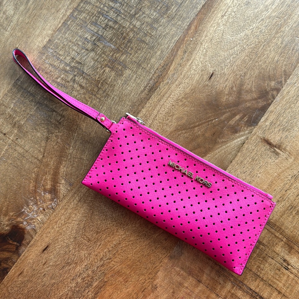 Michael Kors Pink Wristlet